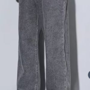 Men Grey Plain Rise Baggy Jeans