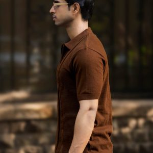 The Simplicity and Elegance of a White T-Shirt